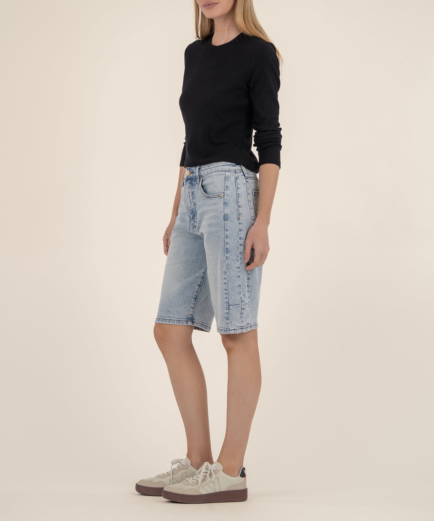 Ashley High Rise Barrel Legs