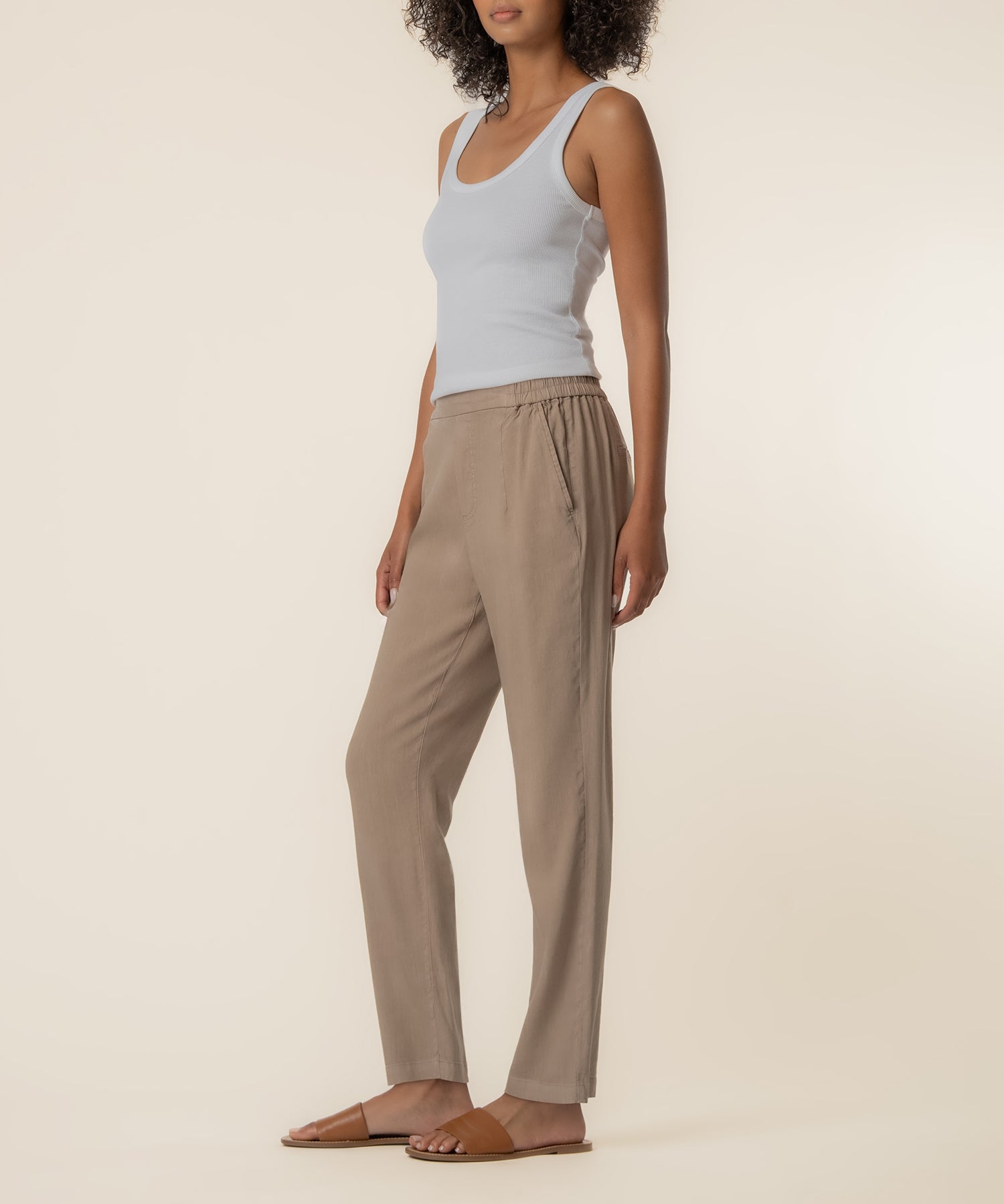 Rosalie Linen Tapered Pant