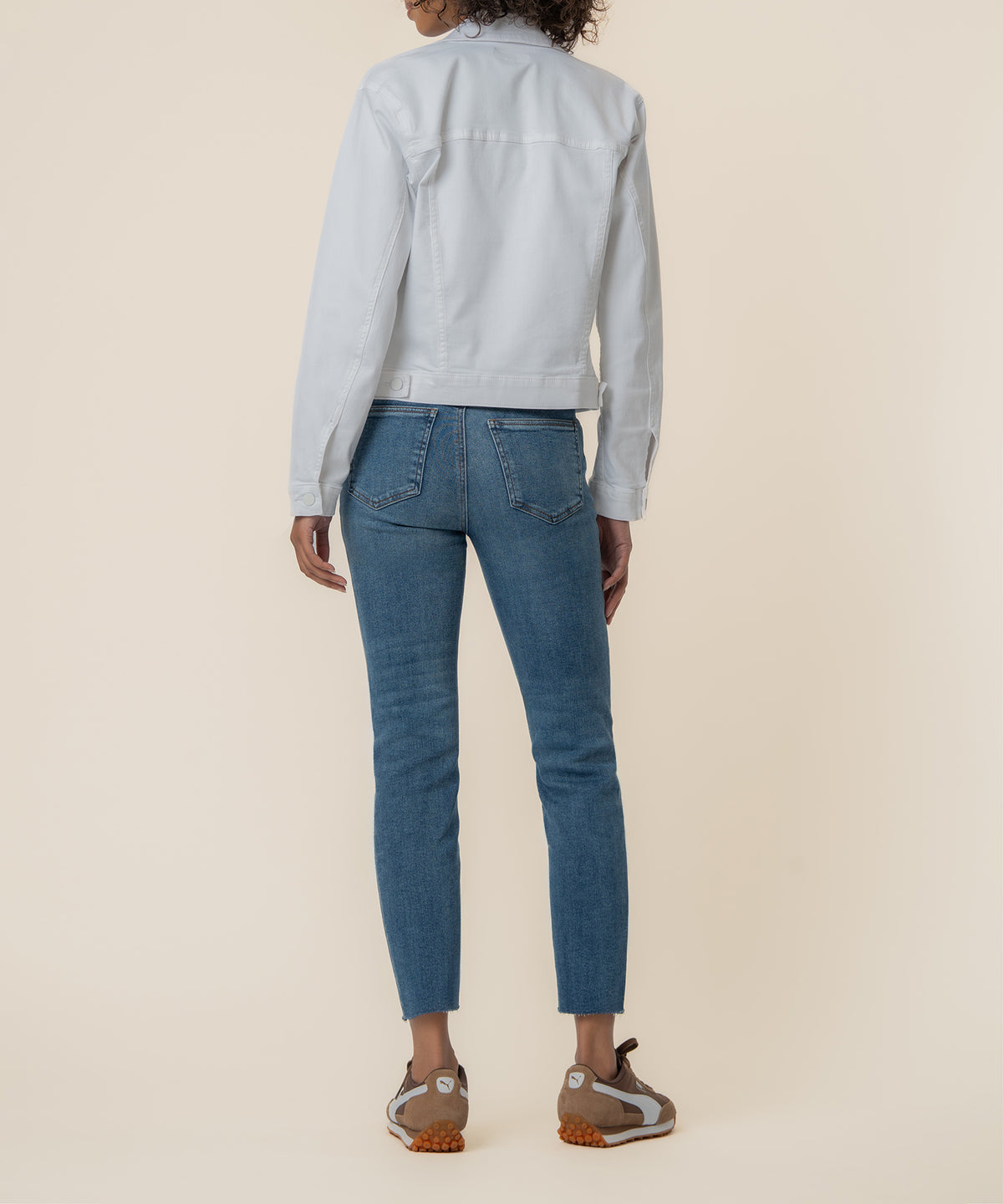 Juliet Jacket, Exclusive