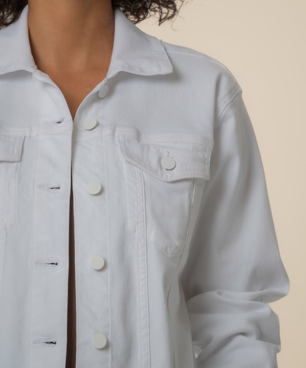 Juliet Jacket, Exclusive