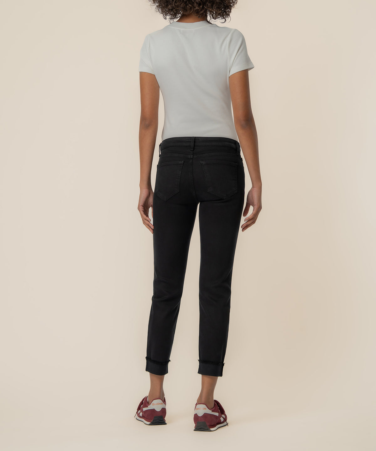 Amy Mid Rise Crop Straight Leg
