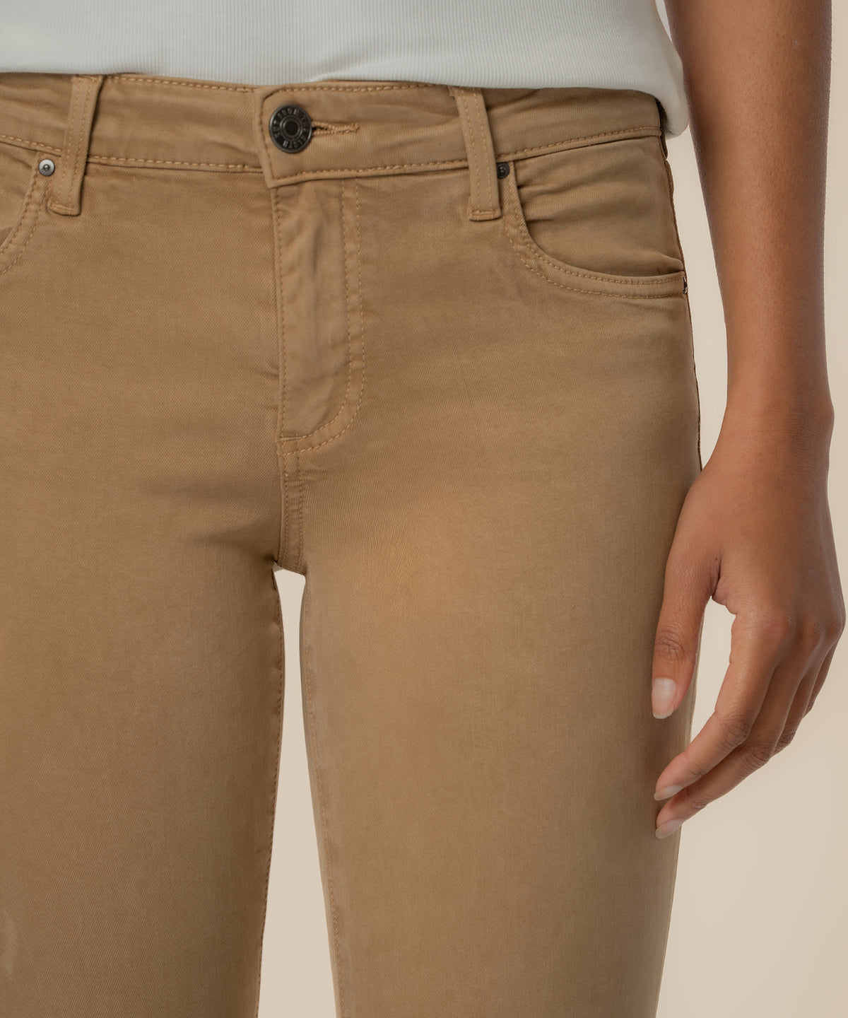 Amy Mid Rise Crop Straight, Petite
