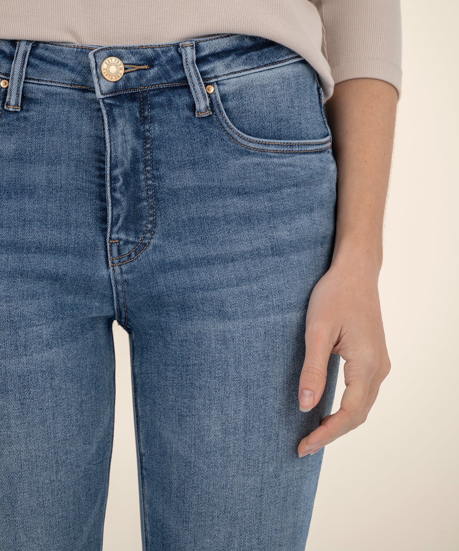 Rachael High Rise Mom Jean