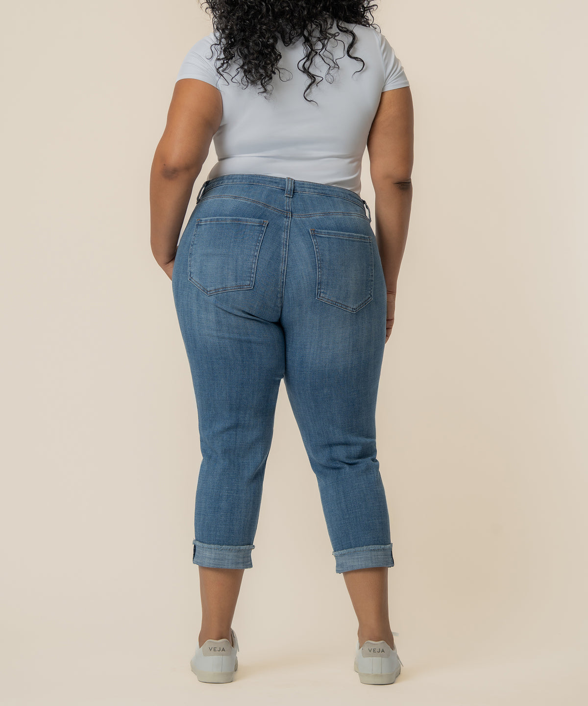 Amy Mid Rise Crop Straight Leg, Plus