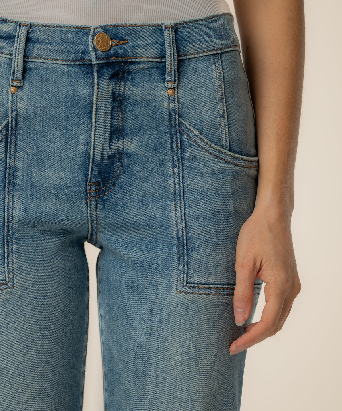 Avery High Rise Straight Leg