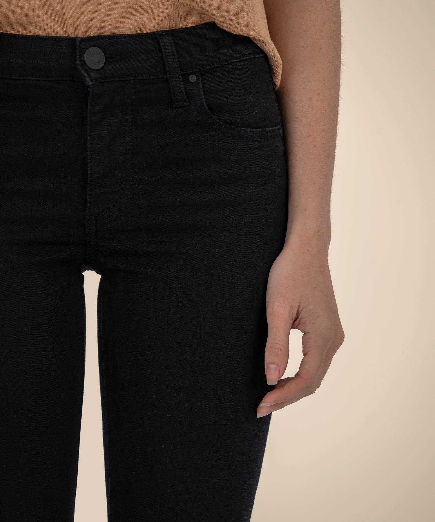 Diana Mid Rise Relaxed Fit Skinny