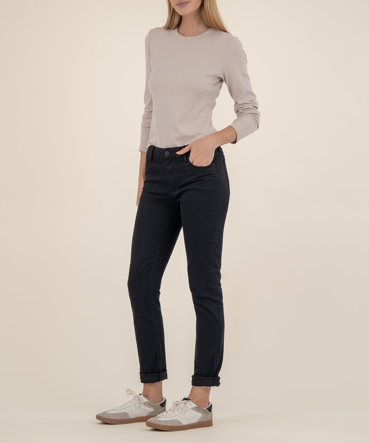 Catherine Mid Rise Boyfriend, Petite