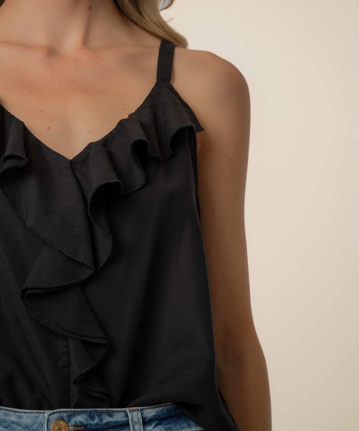 Carmen Sleevless Top